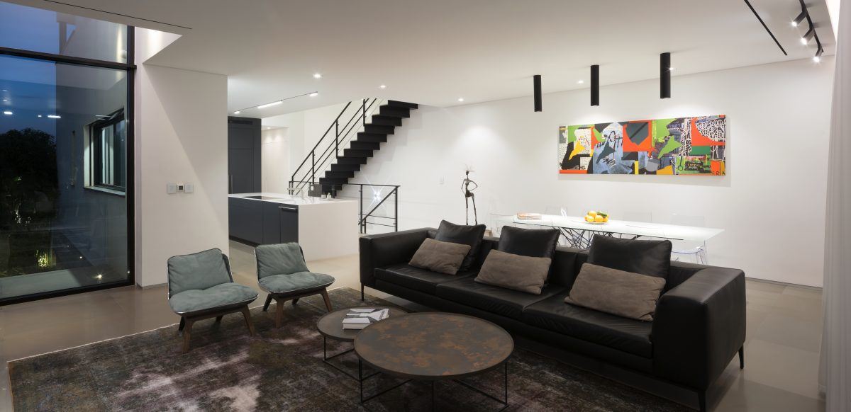 קמחי דורי - עיצוב תאורת הסלון בבית פרטי